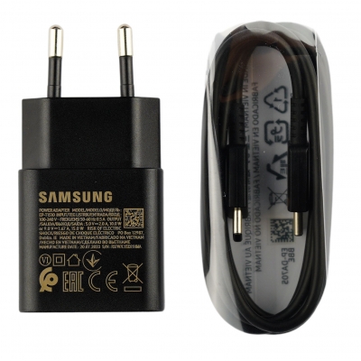 Įkroviklis originalus Samsung Fast Charging (Type-C) (EP-T1510EBE) (15W) juodas + USB-C laidas Įkroviklis originalus Samsung Fast Charging (Type-C) (EP-T1510EBE) (15W) juodas + USB-C laidas
