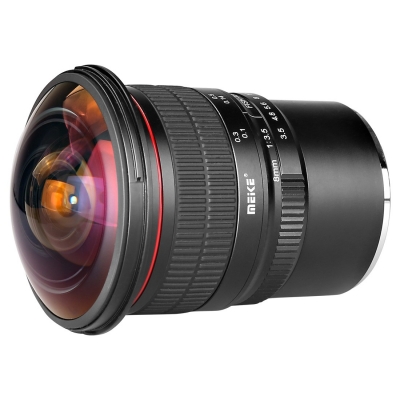 Fish-eye objektyvas: 8mm APS-C F3.5 EF-mount Fish-eye objektyvas: 8mm APS-C F3.5 EF-mount